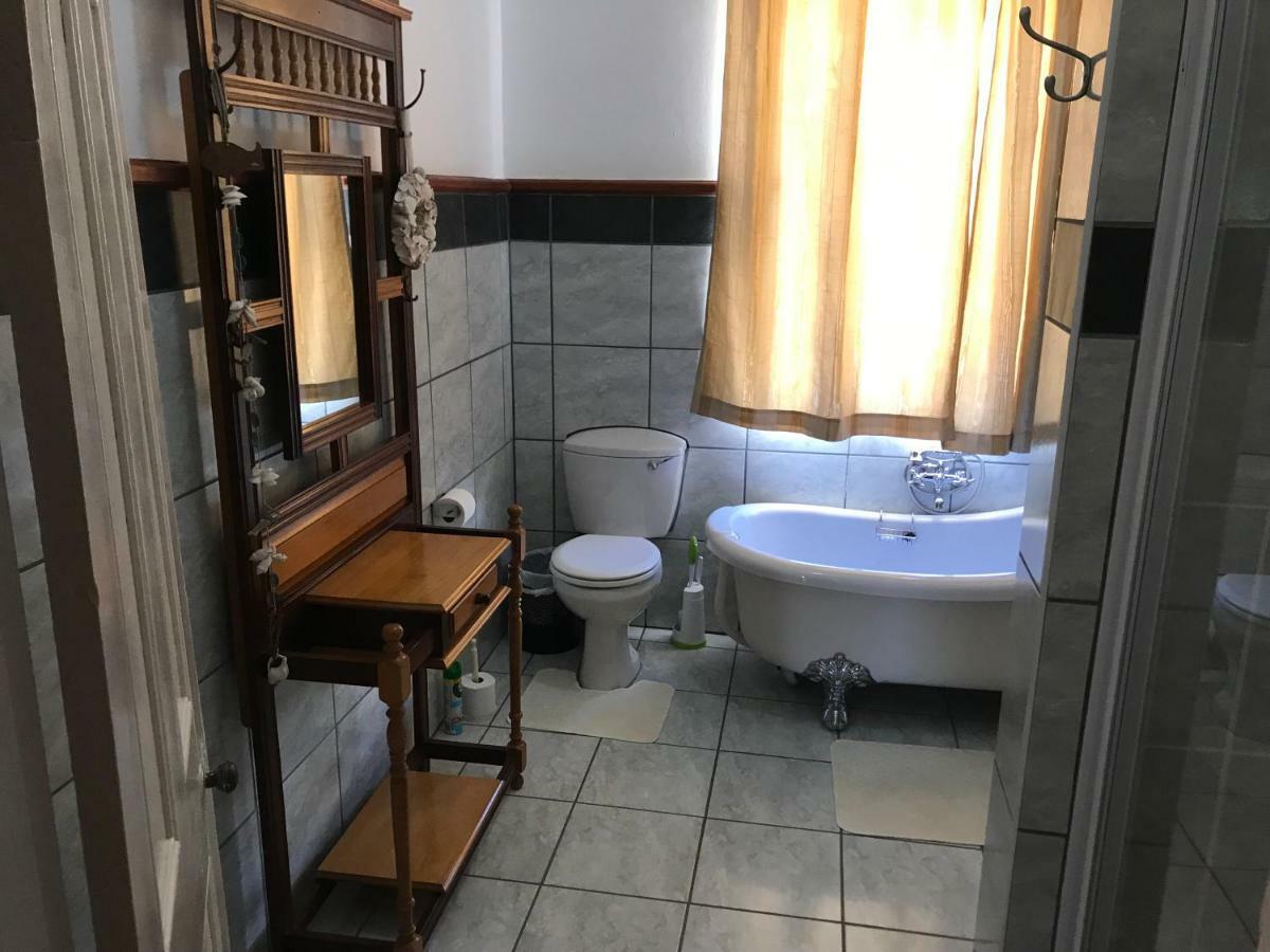 Towerzicht Guest House Ледисмит Экстерьер фото
